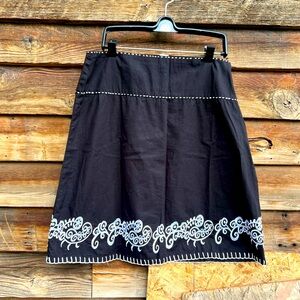 PRANA embroidered skirt midi side zip